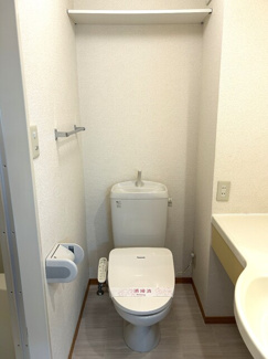 温水洗浄機能付きのトイレ