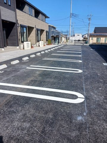 グランドール東金Ⅱの駐車場