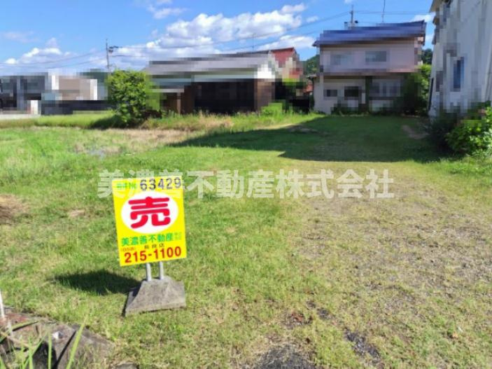 ６３４２９　岐阜市太郎丸北郷土地の外観