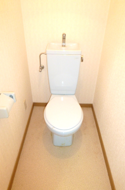 ラ・エスペランサ【キャッシュバック対象】のトイレ