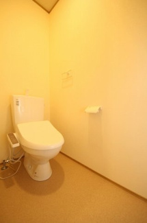 【トイレ】 | ガレージハウス栄町 | トイレです