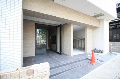 【エントランス】 | グランメール灘