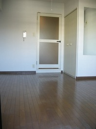 DETOM-1西陣の居間・リビング