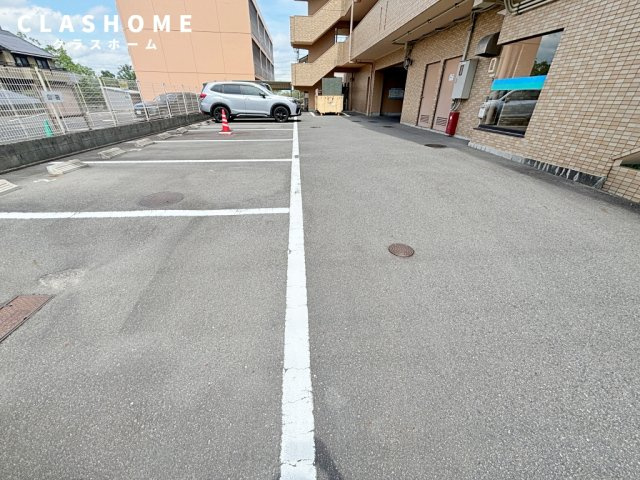 ゆたか台マンション　　刈谷市近郊の賃貸ならクラスホーム刈谷の駐車場