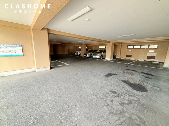ゆたか台マンション　　刈谷市近郊の賃貸ならクラスホーム刈谷の駐車場