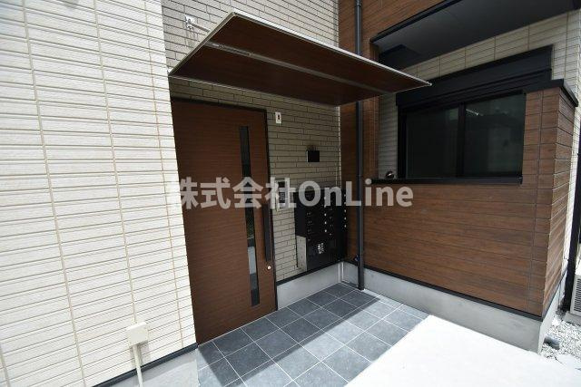 D porta Alegriaのエントランス