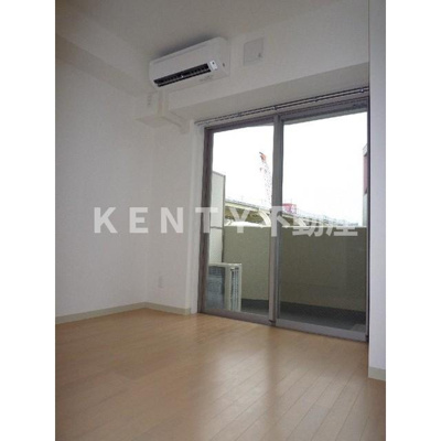 【居間・リビング】 | エクロール蒲田 | ゆったり過ごせるリビングです