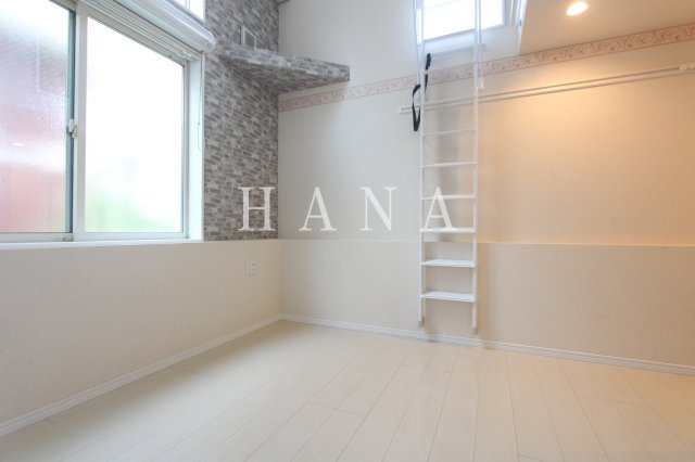 ユナイト日ノ出ルモンドの居間・リビング