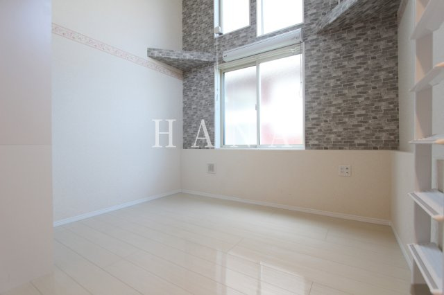 ユナイト日ノ出ルモンドの居間・リビング