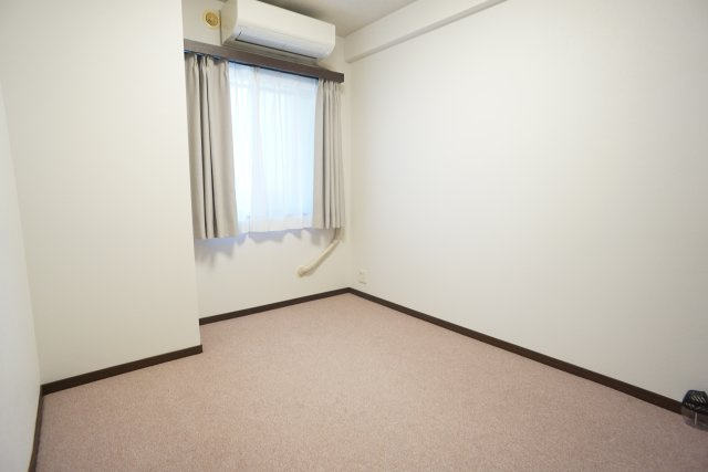 ステイツ逆瀬川宝梅の居間・リビング