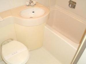 DETOM-1西陣Ⅲの浴室