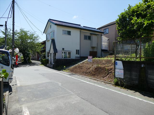 川奈　水無田　売土地の前面道路含む現地写真