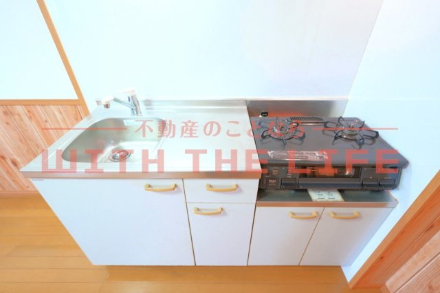 エストパレ【キャッシュバック対象物件】のキッチン|コンパクトなキッチンで掃除もラクラク