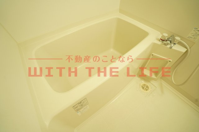 エストパレ【キャッシュバック対象物件】の浴室|きれいなお風呂です