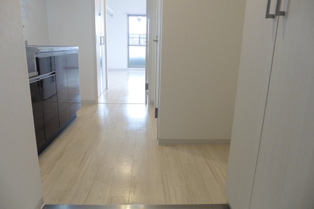 メゾン・エイムウエストの居間・リビング