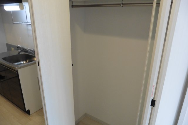 メゾン・エイムウエストの収納