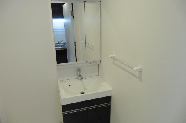 メゾン・エイムウエストの洗面所