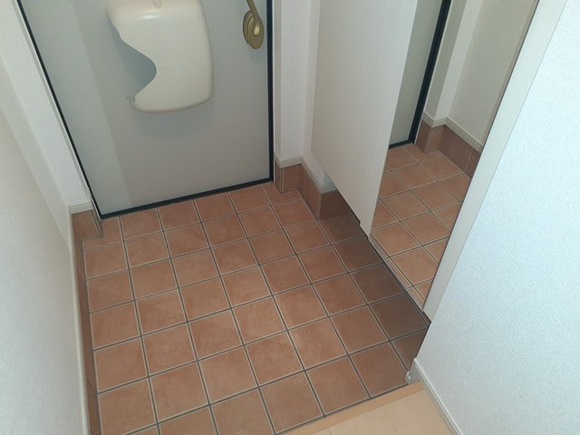 スマートハズの玄関