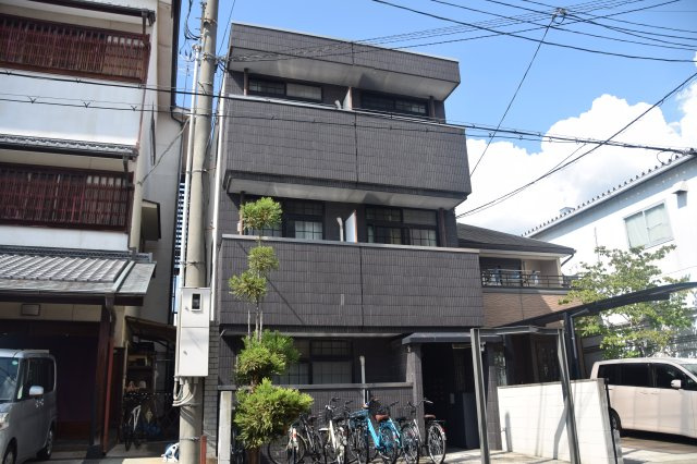 ソワバンティアンの外観