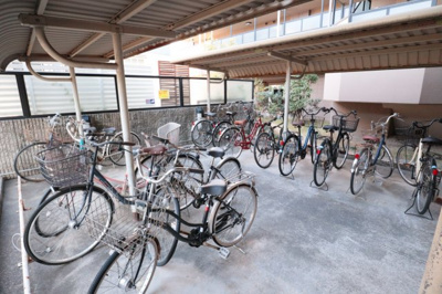 【その他共用部分】 | ベネフィス鴨池Ⅰ | 駐輪場