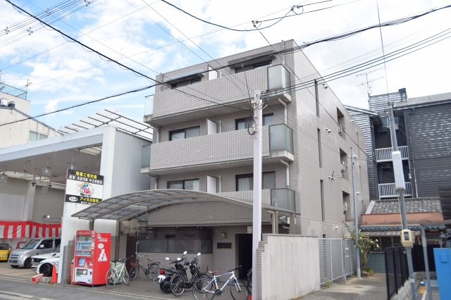 ルネッサンス・アンの外観