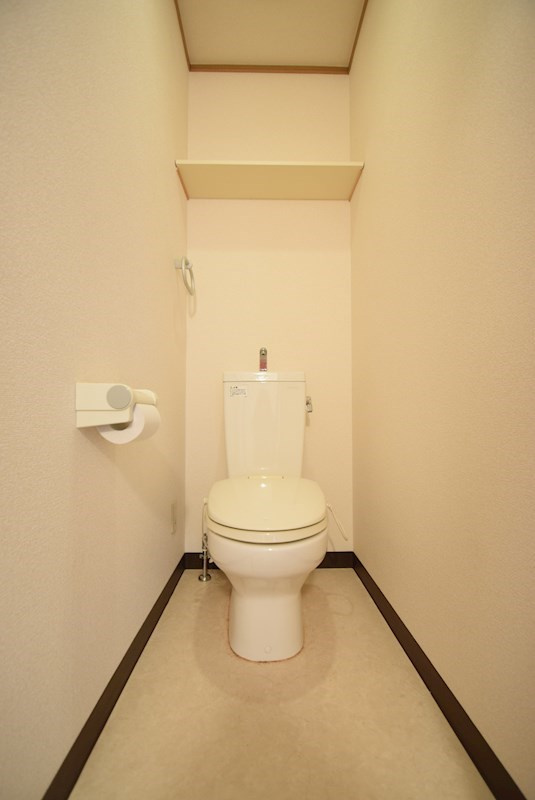 ルネッサンス・ドゥのトイレ|温水洗浄便座有り