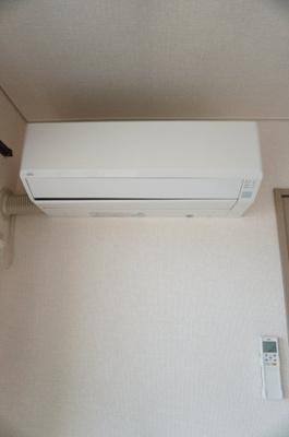 【設備】 | ロイヤルガーデン杉山 | エアコン2台