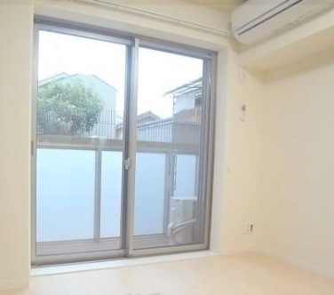 シュロス京西陣の居間・リビング