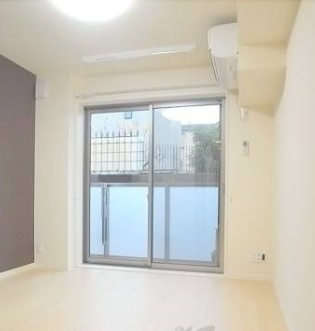 シュロス京西陣の居間・リビング