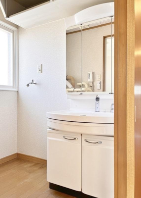 【独立洗面台】 | 弘前市外崎5丁目・中古住宅