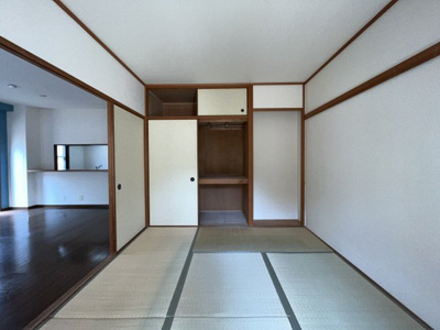 【寝室】 | フロイデ城北