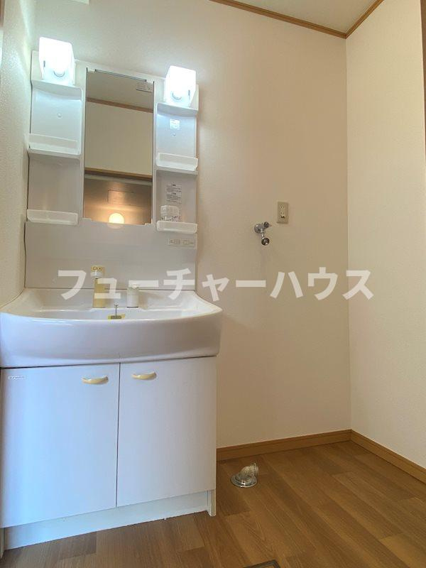 ファミーユ　Ａの洗面所