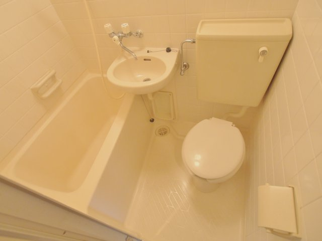 プリマヴェール矢野の浴室