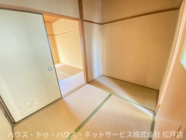 ラークコーポの和室