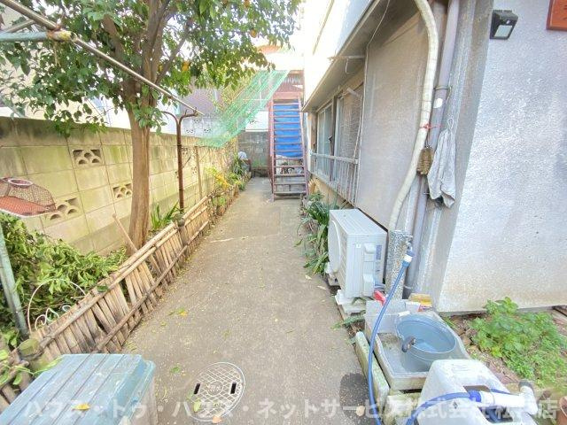 ラークコーポのエントランス