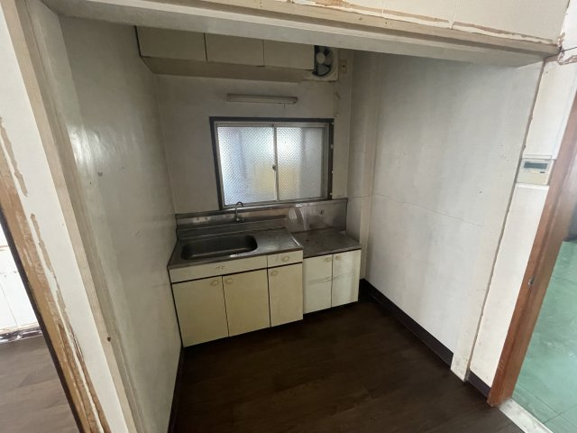 光市中央４丁目の店舗一部のキッチン