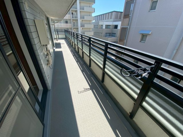 フォーラム六甲のバルコニー