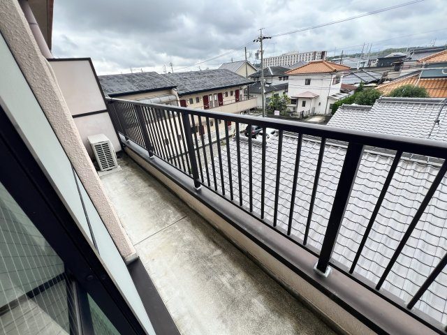 ビューハイツ桜田のバルコニー