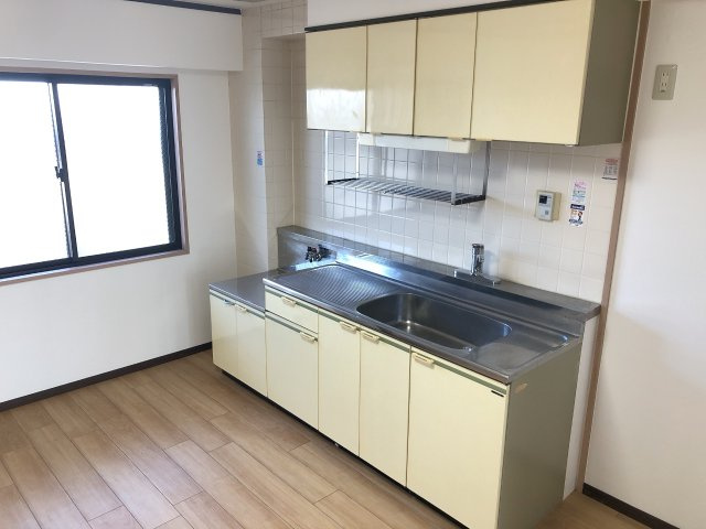 ビューハイツ桜田のキッチン