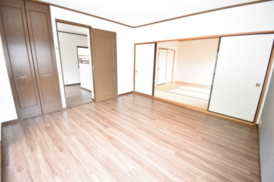 【内装】 | 武3丁目　売戸建 | 2階ホール