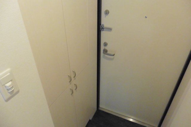 レジデンス禅昌院の玄関