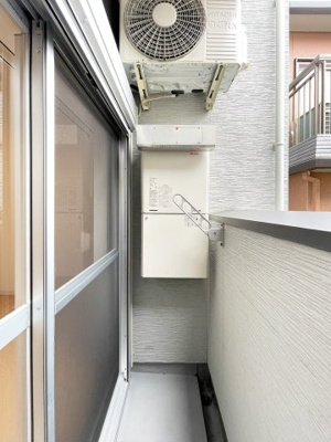 【バルコニー】 | Casa Inizio | 別号室の写真になります。現況優先。