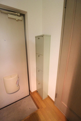 【玄関】 | ルピナス博多東 | 別号室の写真になります。現況優先。