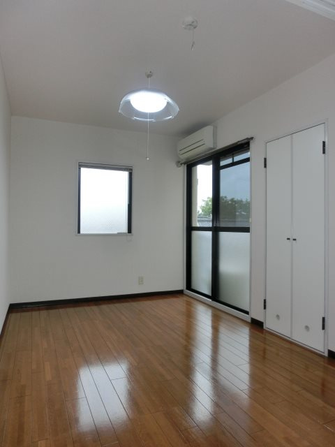 Casa・Cremaの居間・リビング
