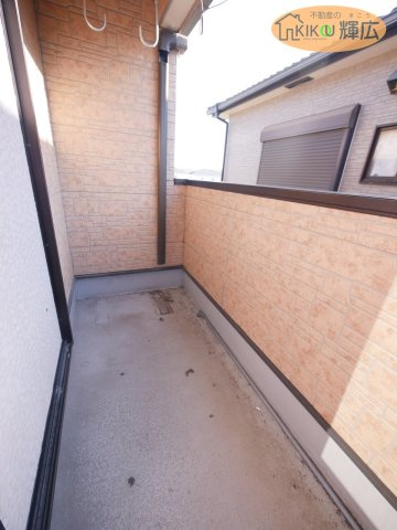 加古川市野口町長砂　中古戸建のバルコニー