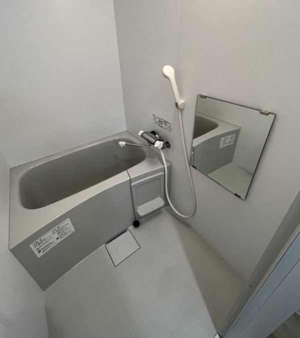 メゾン・アイビーの浴室