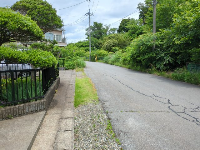 【前面道路含む現地写真】 | 東金市極楽寺　中古戸建