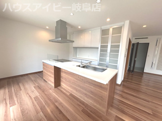 【キッチン】 | 大垣市赤坂新町パナソニックホームズ施工の中古住宅築10年！2世帯住宅！オール電化！太陽光発電システム | 大垣市赤坂新町パナソニックホームズ施工の中古住宅築10年！2世帯住宅！オール電化！太陽光発電システム搭載！