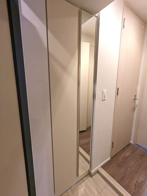 浅草蔵前レジデンスの設備|姿見鏡付きシューズＢＯＸ