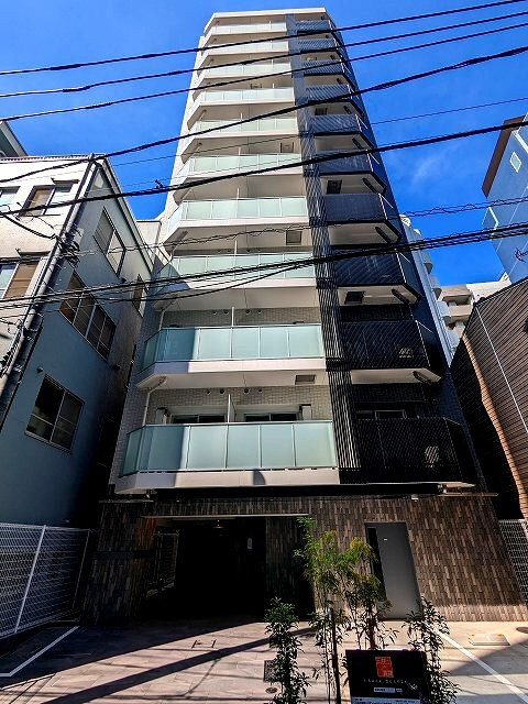 浅草蔵前レジデンスの外観